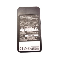 Sony BC-V615 Battery Charger for NP-F970, NP-F770, and NP-F550 batteries Sony BC-V615 Battery Charger for NP-F970, NP-F770, and NP-F550 batteries